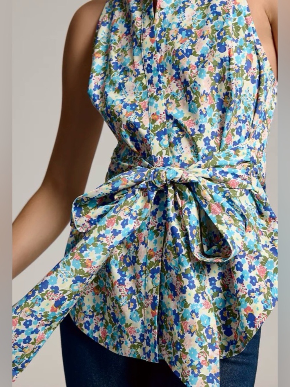Gorge! Maeve by Anthropologie Tie Front Sleeveless Top Sz Medium Floral Blue - Picture 2 of 11